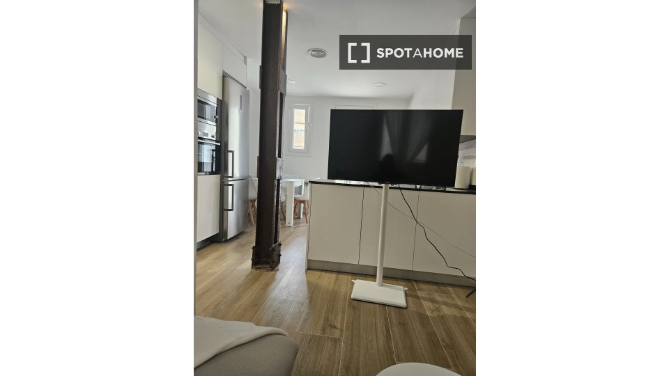 Double room Zaragoza, 5 beds, 116m² — photo 1