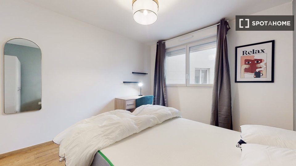 Double room Paris, 12 beds — photo 9