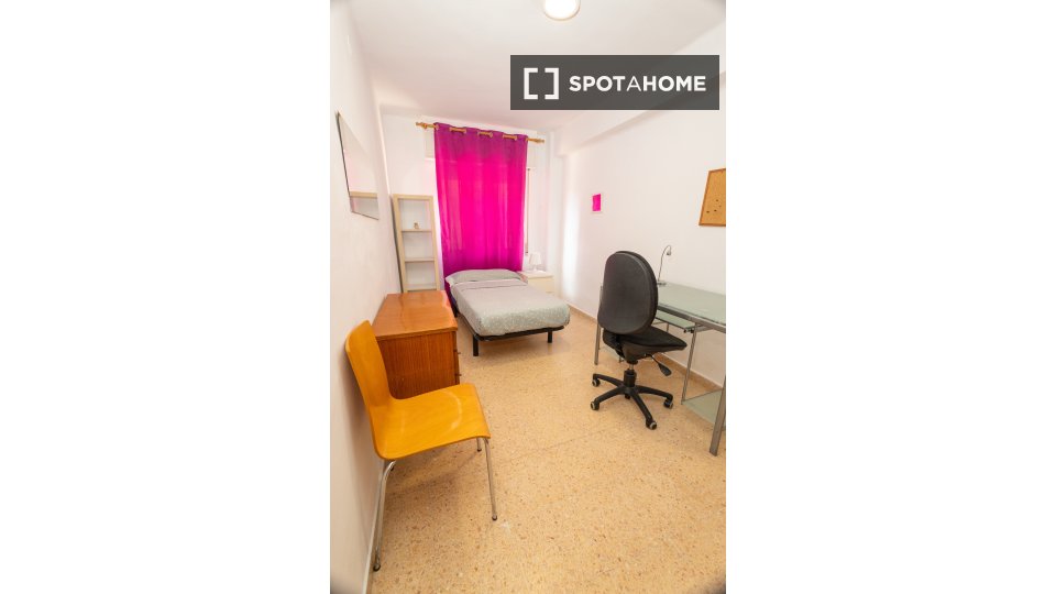 Double room Valencia, 4 beds — photo 4