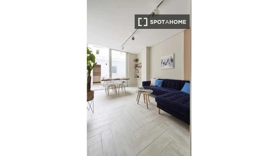 Apartment Lisbon, 1 bed — photo 8