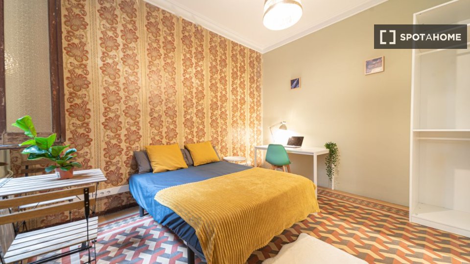 Double room Barcelona, 8 beds, 210m² — photo 14