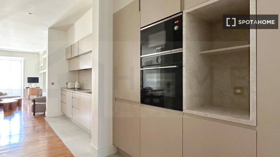 Apartment Lisbon, 3 beds, 180m² — photo 6