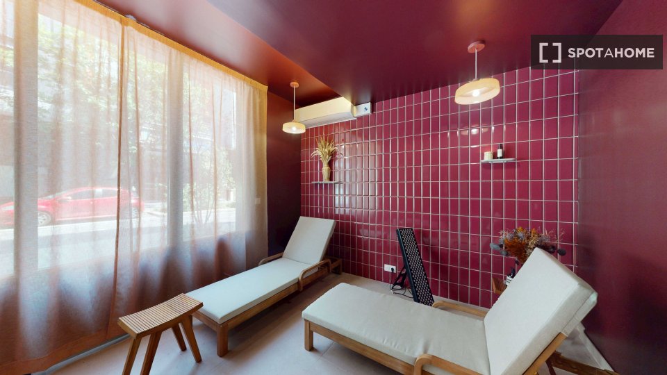 Double room Paris, 2 beds — photo 25