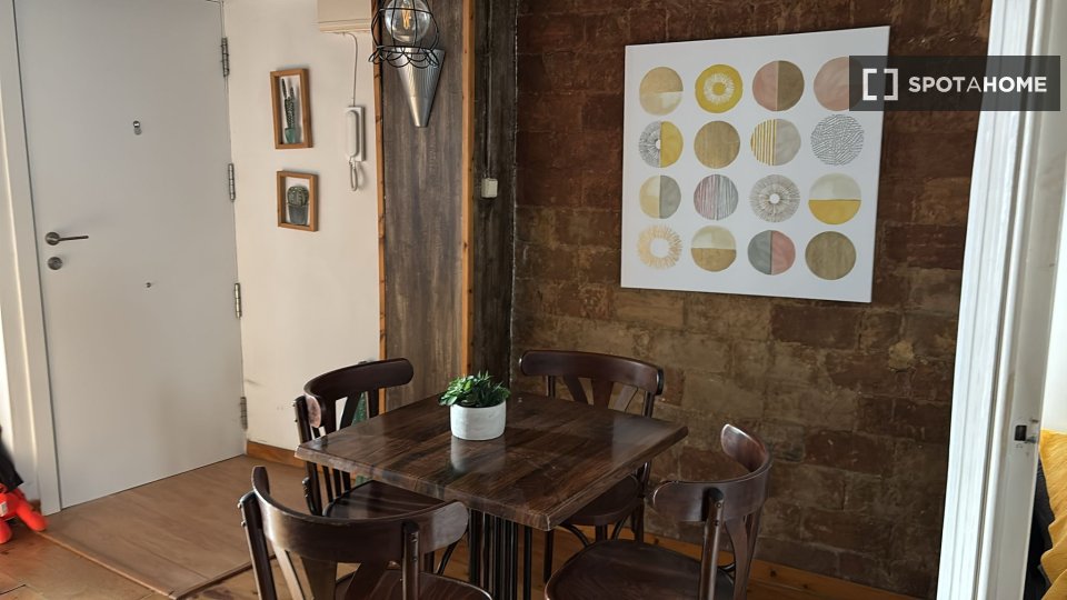 Apartment Valencia, 2 beds, 50m² — photo 30