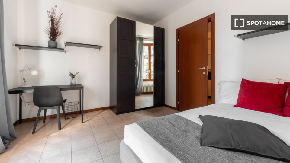 Double room Milan, 4 beds, 129m² — photo 6