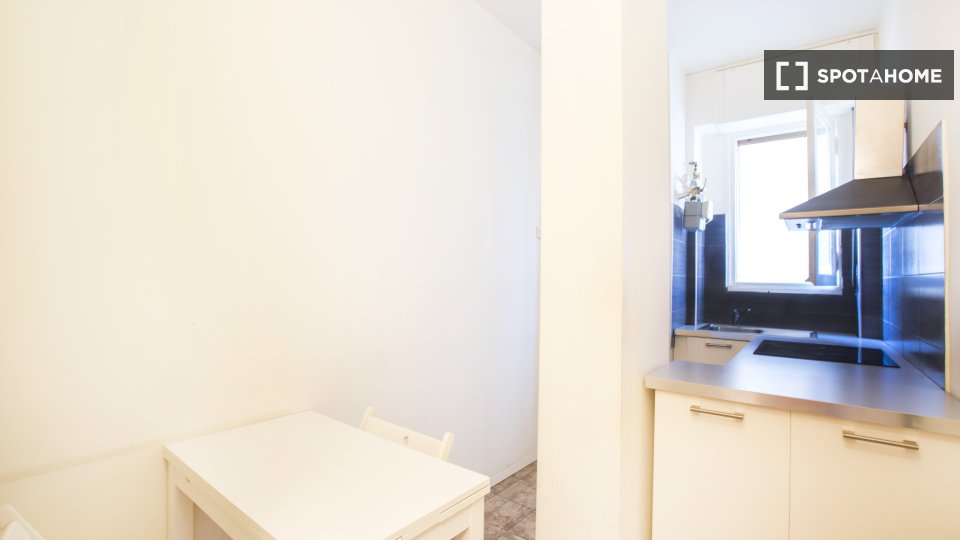 Double room Milan, 3 beds, 56m² — photo 17
