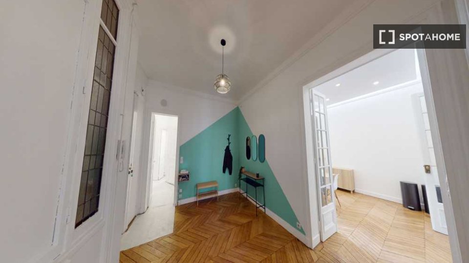 Double room Paris, 7 beds, 230m² — photo 8