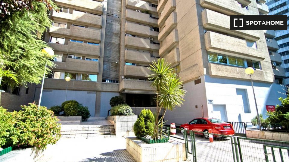 Apartment Madrid, 3 beds, 100m² — photo 17