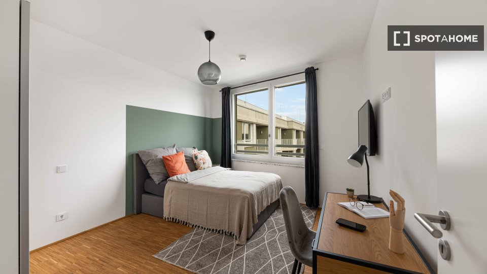 Double room Munich, 4 beds, 92m² — photo 5