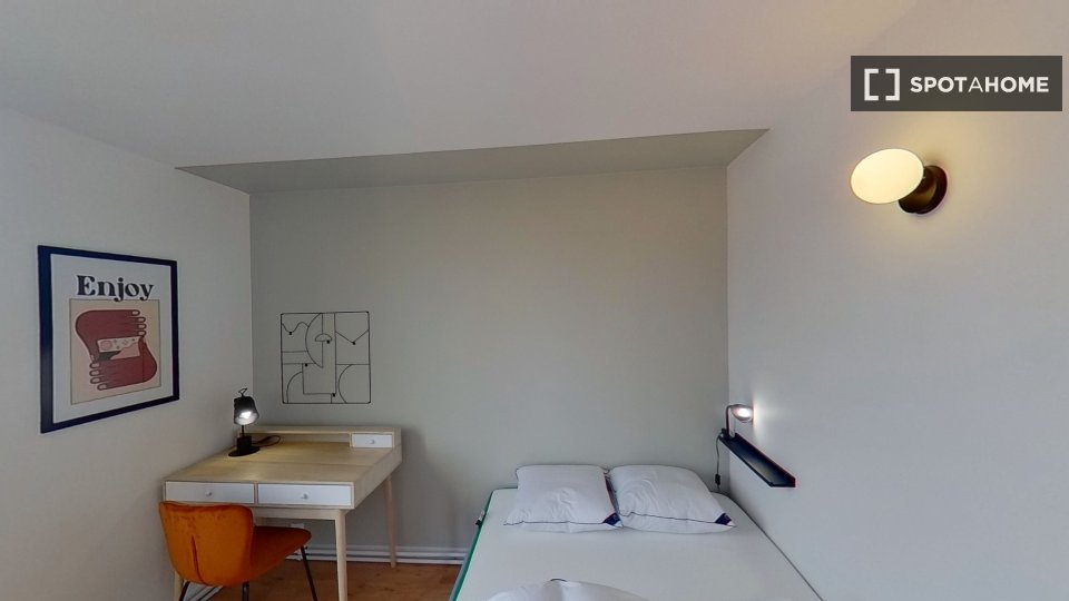 Double room Paris, 12 beds — photo 14