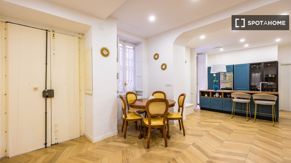 Apartment Naples, 2 beds, 132m² — photo 1
