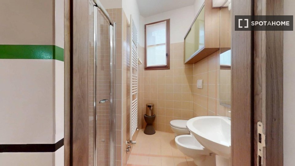 Double room Padua, 3 beds — photo 4