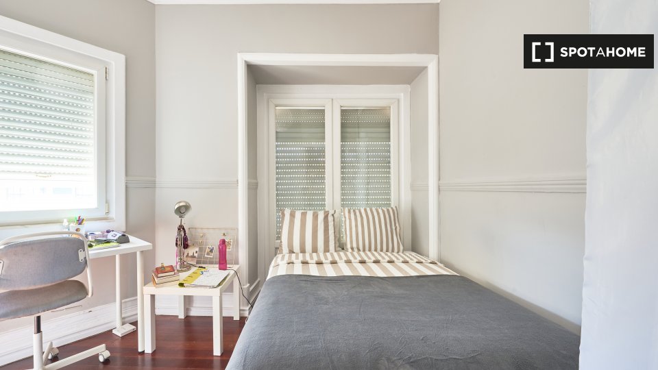 Double room Lisbon, 8 beds — photo 2