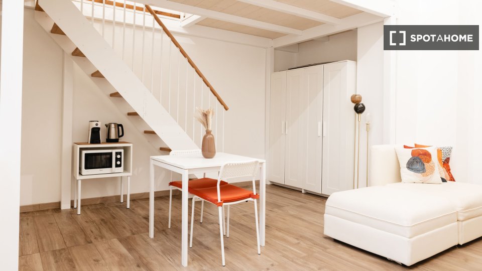 Apartment Rome, 1 bed, 28m² — photo 7