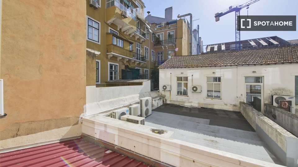 Double room Lisbon, 8 beds — photo 5