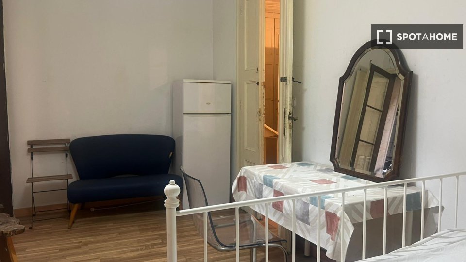 Double room Barcelona, 3 beds, 150m² — photo 42