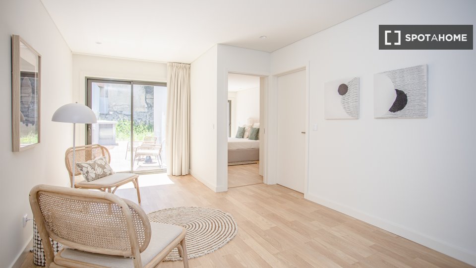 Apartment Porto, 1 bed, 74m² — photo 8