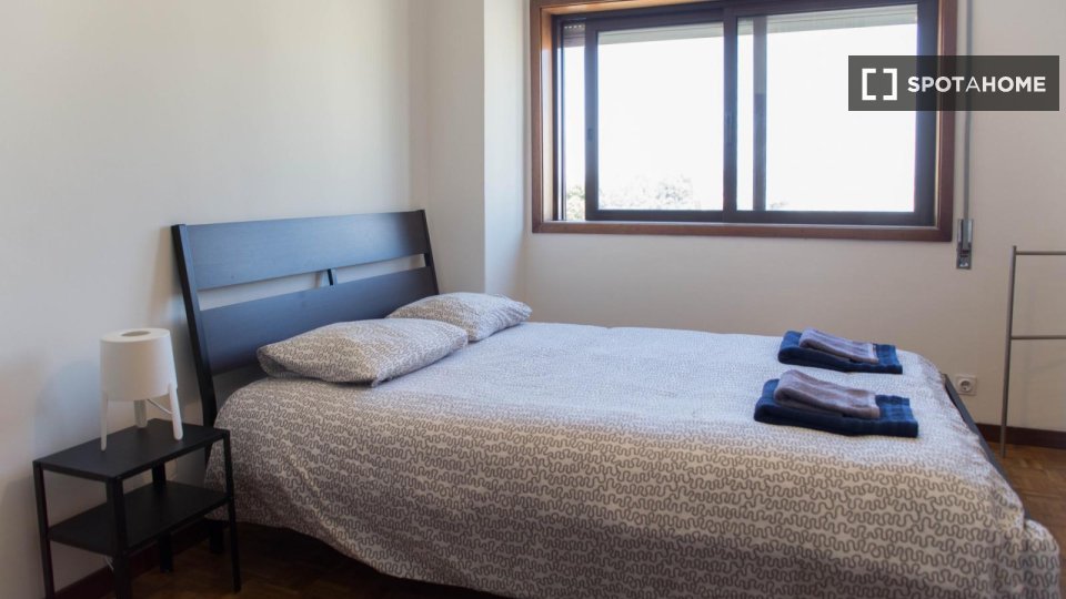 Double room Porto, 5 beds, 100m² — photo 12