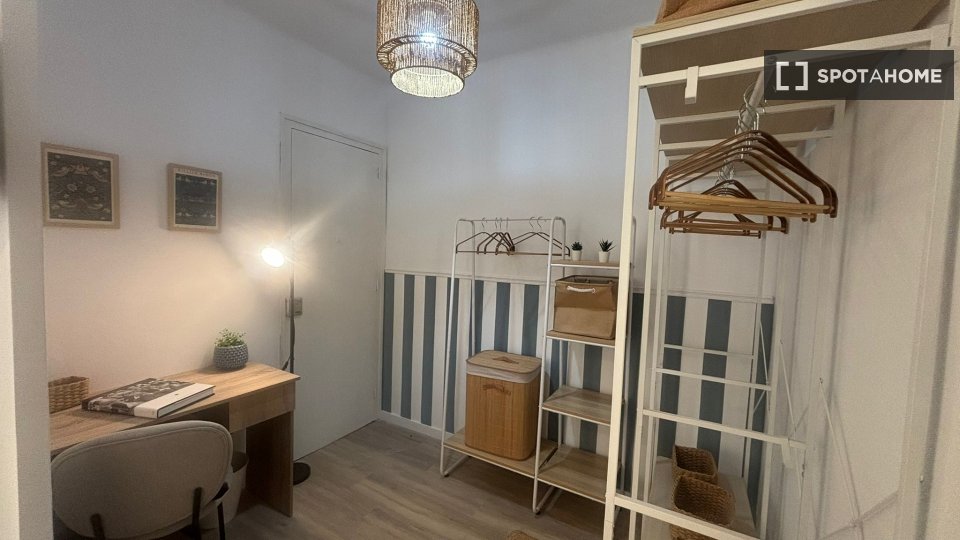 Double room Barcelona, 8 beds, 220m² — photo 38