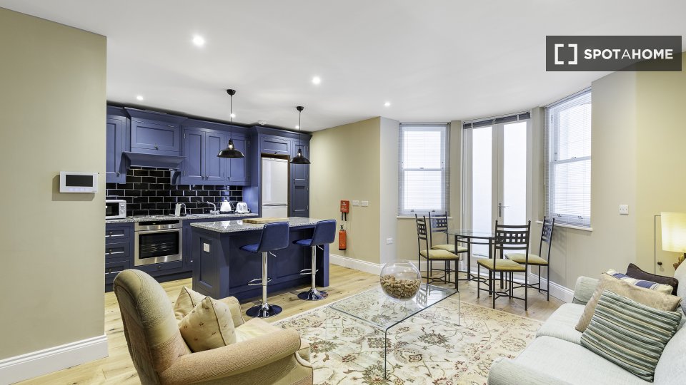 Colourful Studio Near Clapham Common! (ref 1174473) Spotahome