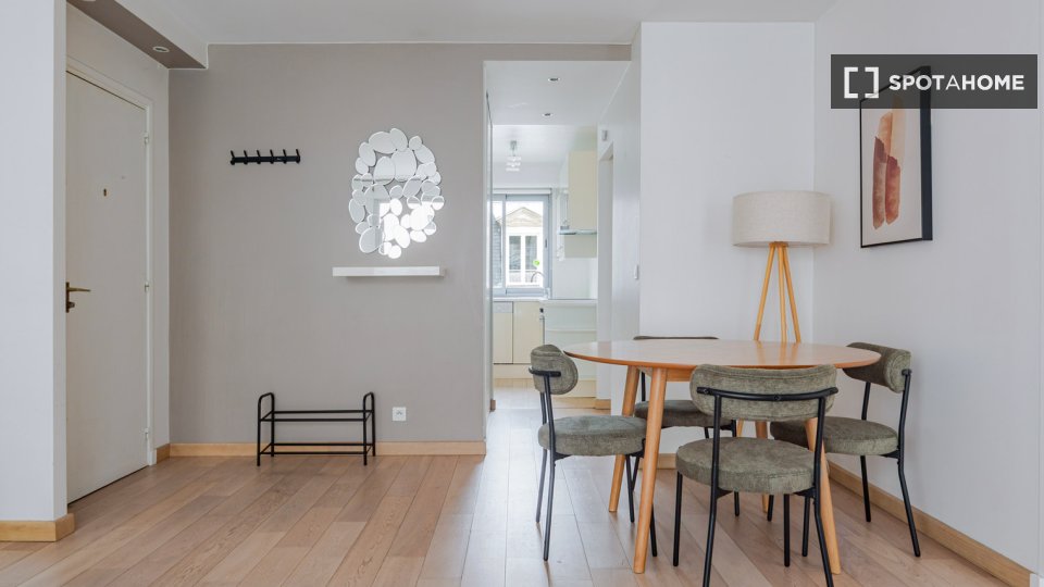 Apartment Paris, 2 beds, 61m² — photo 12