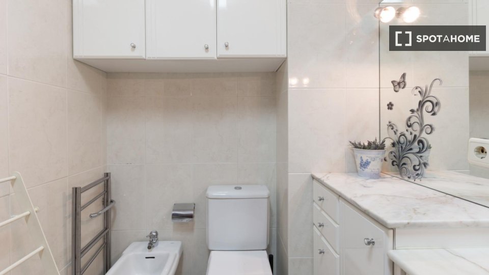 Double room Porto, 5 beds, 115m² — photo 5