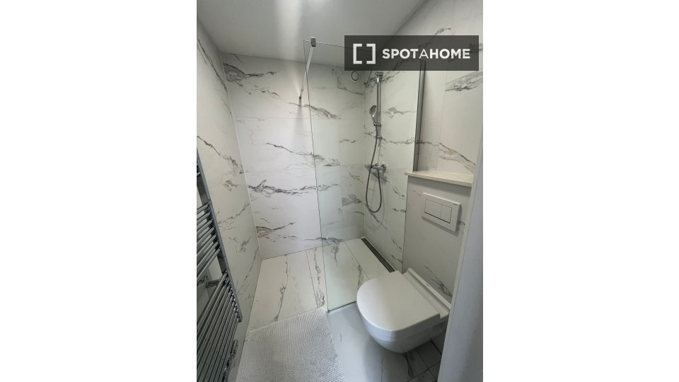 Apartment Brussels, 1 bed, 60m² — photo 2