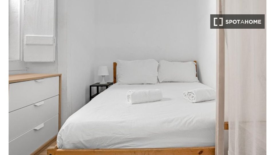 Apartment Lisbon, 4 beds, 95m² — photo 4