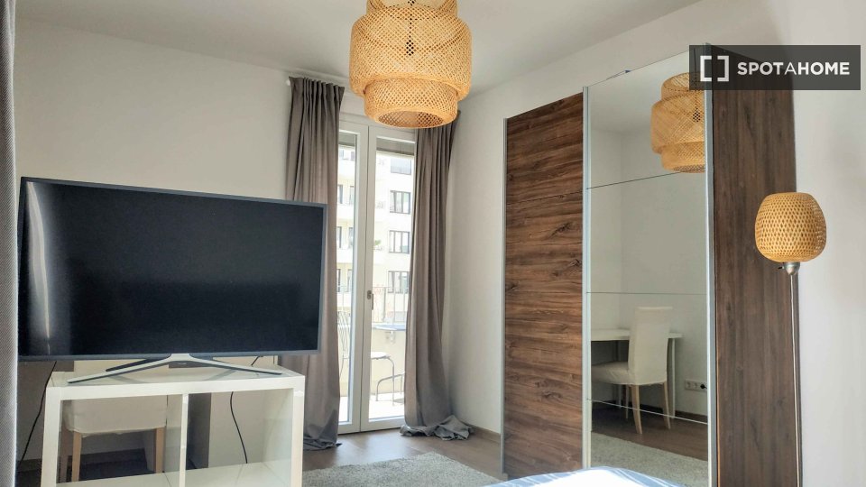 Double room Berlin, 4 beds, 108m² — photo 9
