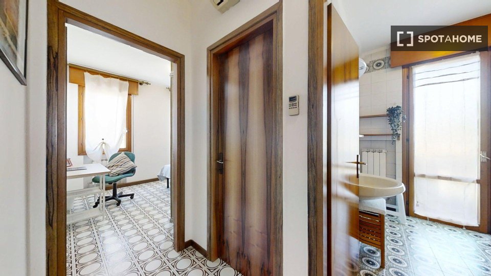 Double room Padua, 3 beds — photo 2