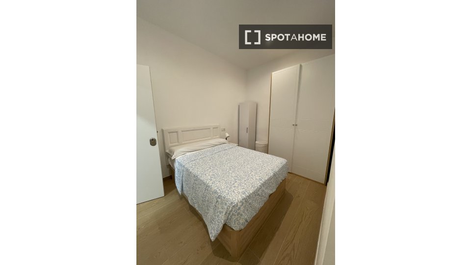 Camera doppia Madrid, 6 camere — foto 3