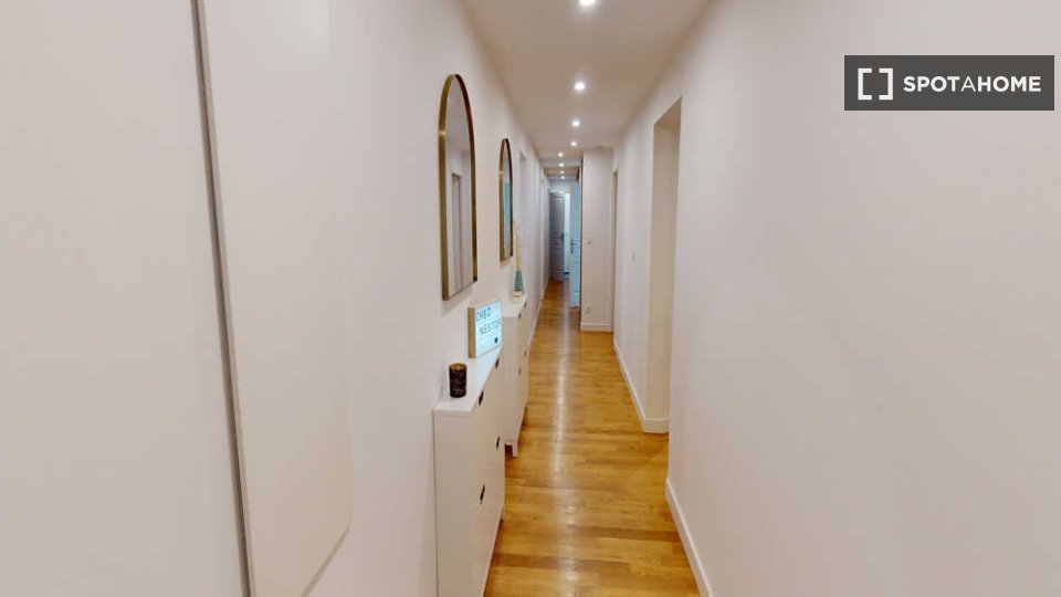 Double room Lyon, 7 beds, 150m² — photo 7