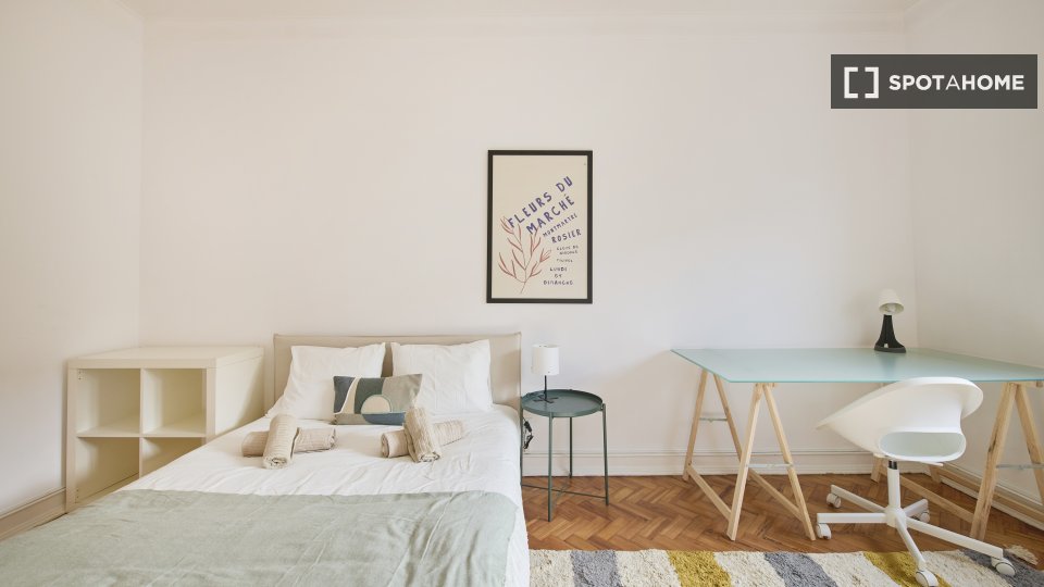 Double room Lisbon, 6 beds — photo 7