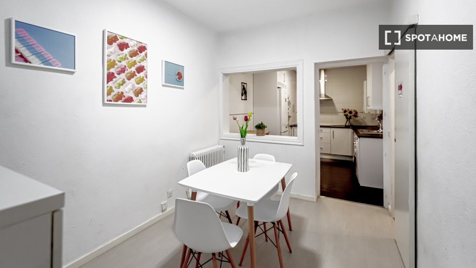 Apartment Madrid, 4 beds, 130m² — photo 7