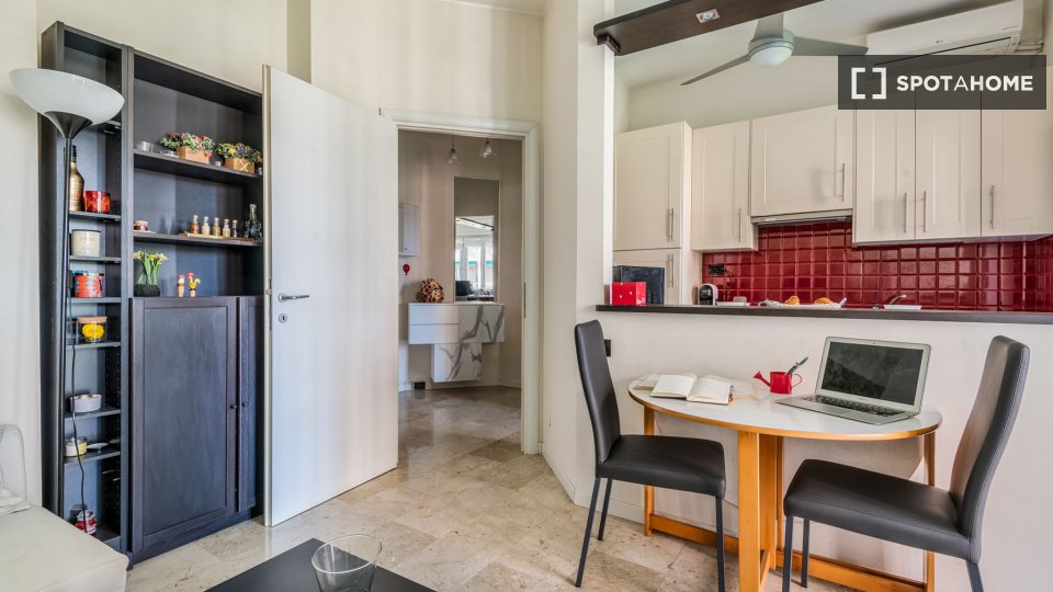 Apartment Milan, 1 bed, 40m² — photo 11