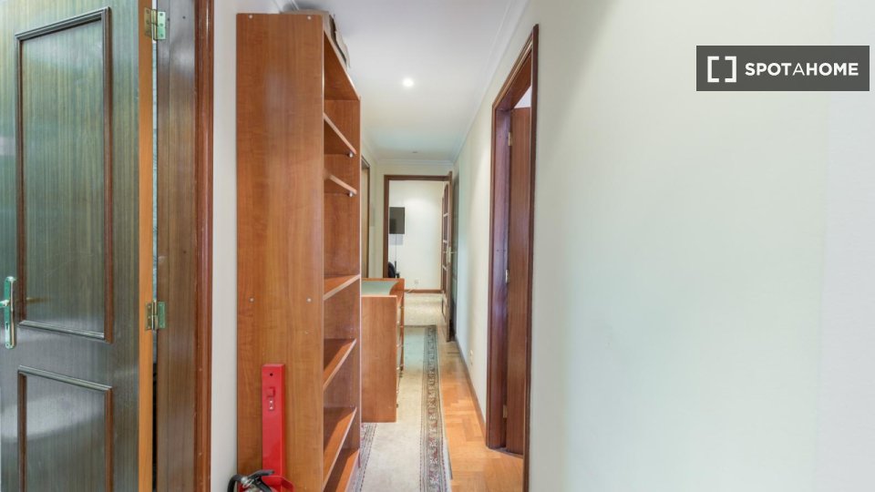 Double room Porto, 5 beds, 115m² — photo 12