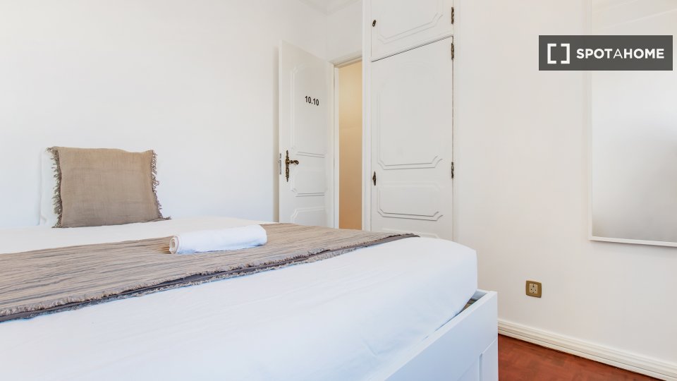 Double room Lisbon, 10 beds — photo 5