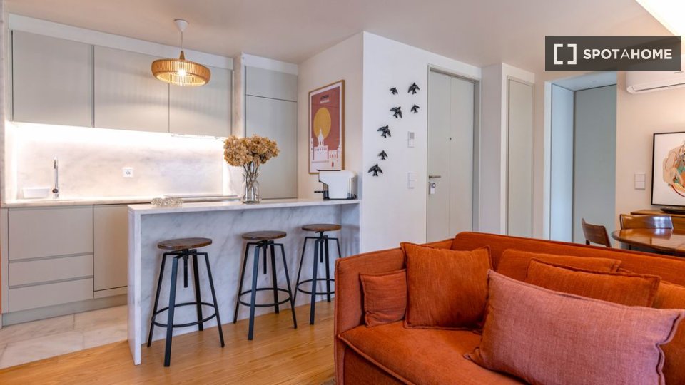Apartment Lisbon, 1 bed — photo 12