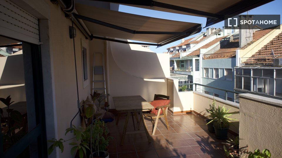 Apartment Lisbon, 1 bed, 60m² — photo 1
