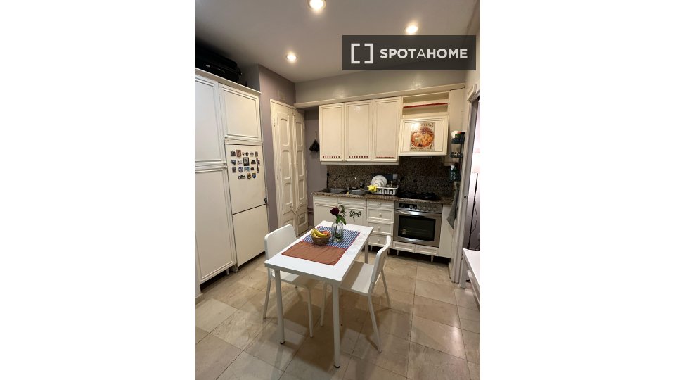 Apartment mono Barcelona, 42m² — photo 4