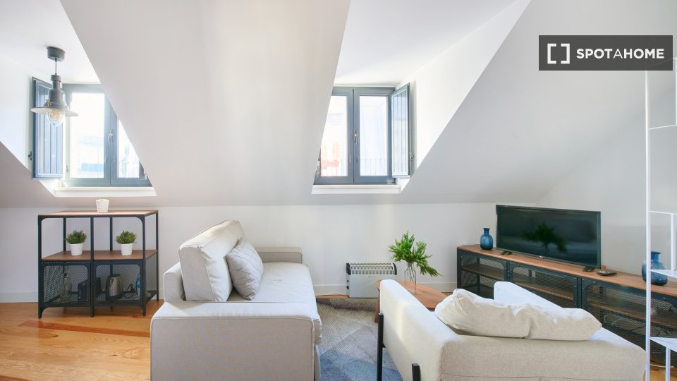 Apartment Lisbon, 1 bed — photo 23