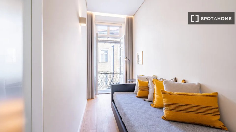 Apartment Porto, 1 bed, 80m² — photo 3