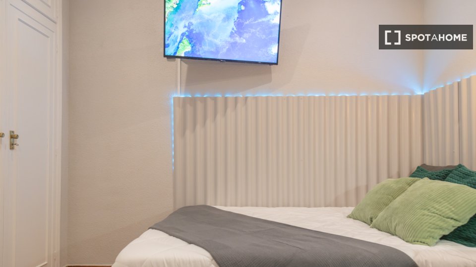 Double room Madrid, 4 beds — photo 5