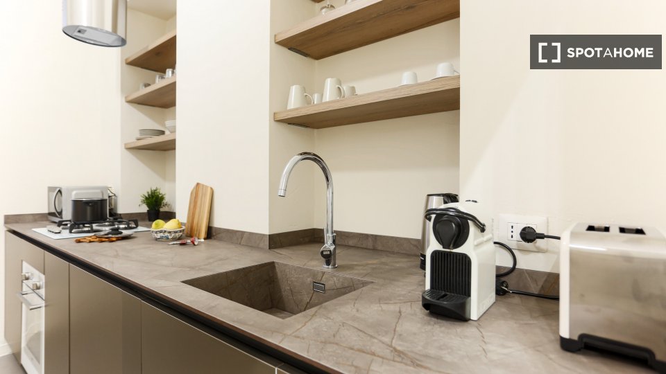 Apartment Milan, 1 bed, 80m² — photo 28
