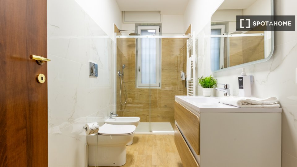 Apartment Milan, 4 beds, 120m² — photo 32