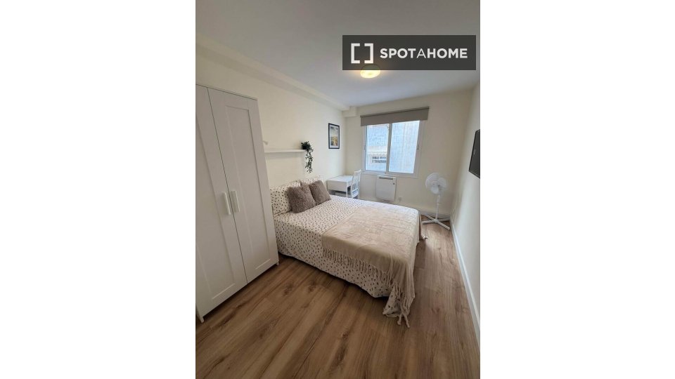 Double room Alicante, 6 beds — photo 15