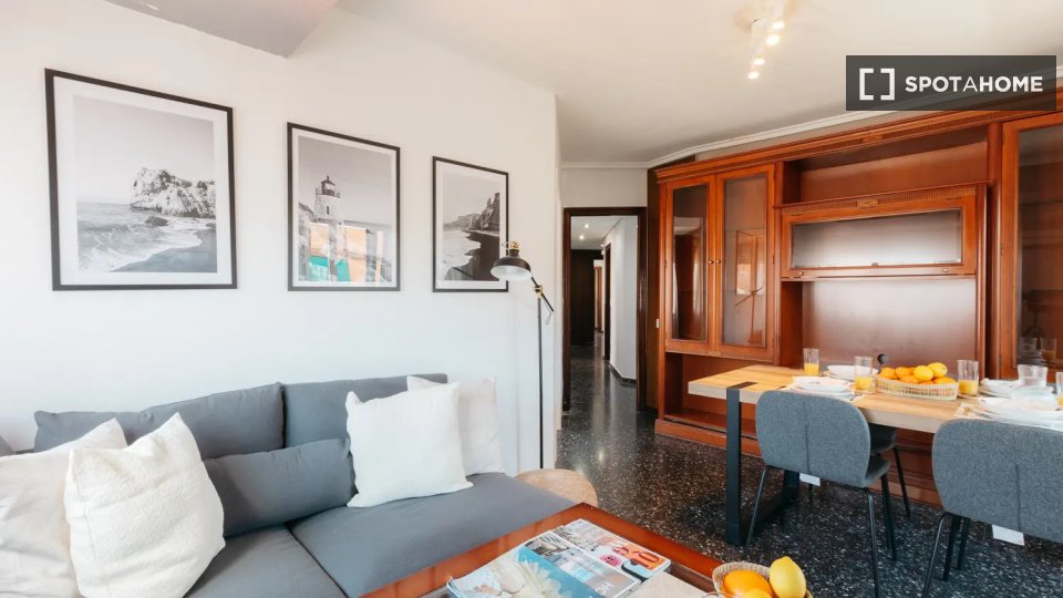 Double room Valencia, 5 beds — photo 4