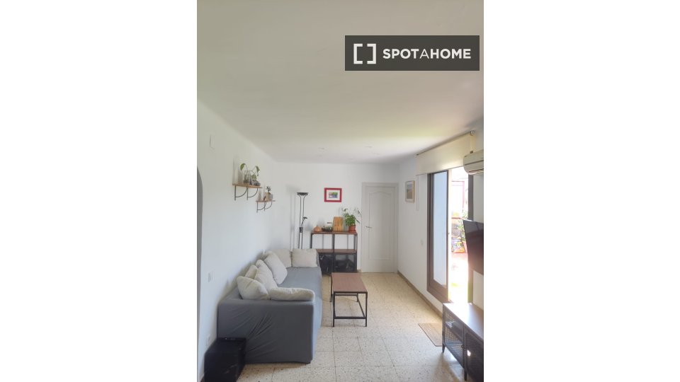 Double room Barcelona, 3 beds — photo 14