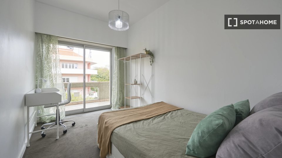 Double room Lisbon, 9 beds — photo 10