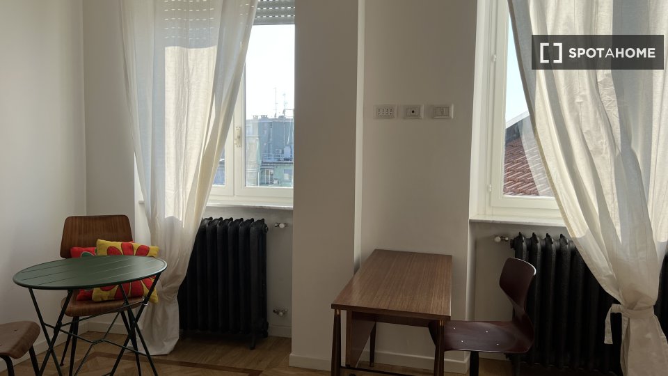 Apartment mono Milan, 45m² — photo 3